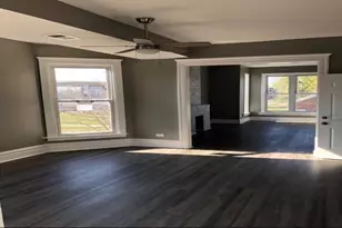 209 S Albany Ave, Chicago, IL 60612 - Photo 2