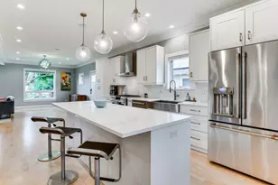 4727 N Kiona Ave, Chicago, IL 60630 - Photo 8