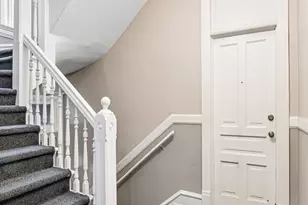 1049 W Wellington Ave, Chicago, IL 60657 - Photo 26