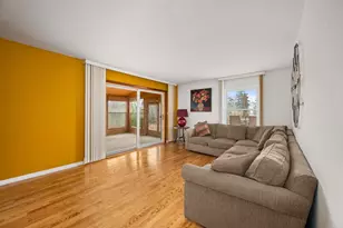 181 Tilton Park Dr, Dekalb, IL 60115 - Photo 8