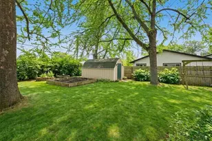 181 Tilton Park Dr, Dekalb, IL 60115 - Photo 38