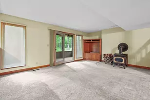 10876 Crockett Rd, Roscoe, IL 61073 - Photo 36