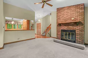 10876 Crockett Rd, Roscoe, IL 61073 - Photo 16