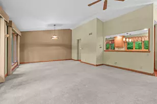10876 Crockett Rd, Roscoe, IL 61073 - Photo 18