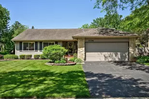 1134 N Pepper Tree Dr, Palatine, IL 60067 - Photo 2