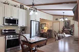 617 S Linn St, Shannon, IL 61078 - Photo 10