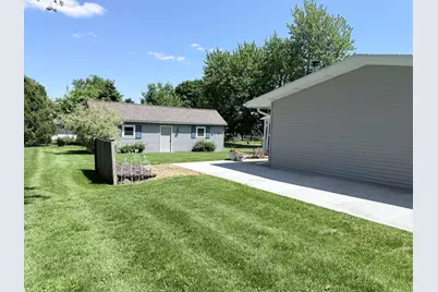 617 S Linn Street, Shannon, IL 61078 - Photo 28