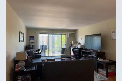 8905 N Knight Avenue #318, Des Plaines, IL 60016 - Photo 6