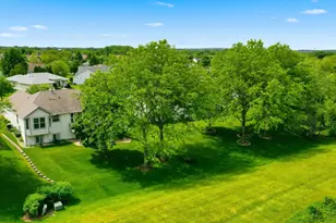 12610 Oak Grove Dr, Huntley, IL 60142 - Photo 34