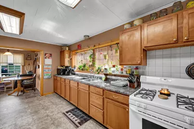 311 E McKinley Avenue, Deer Creek, IL 61733 - Photo 8