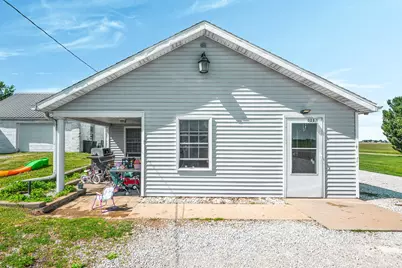 311 E McKinley Avenue, Deer Creek, IL 61733 - Photo 1