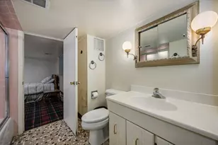 1367 Sanford Ln, Glenview, IL 60025 - Photo 40