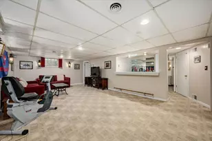 1367 Sanford Ln, Glenview, IL 60025 - Photo 38