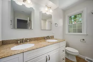 1367 Sanford Ln, Glenview, IL 60025 - Photo 30