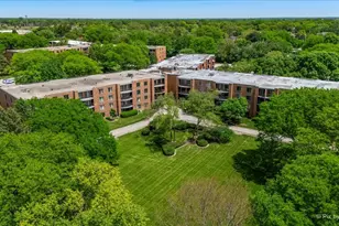 1605 E Central Rd, Arlington Heights, IL 60005 - Photo 32