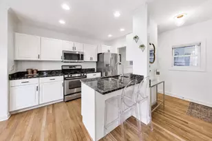 3051 N Clifton Ave, Chicago, IL 60657 - Photo 12
