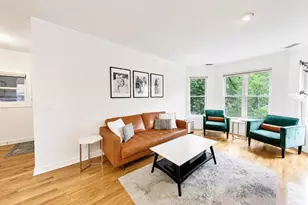 3051 N Clifton Ave, Chicago, IL 60657 - Photo 4
