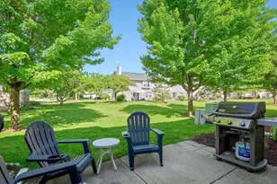 718 N Tamarac Blvd, Addison, IL 60101 - Photo 16