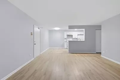 621 Virginia Road #107, Crystal Lake, IL 60014 - Photo 4