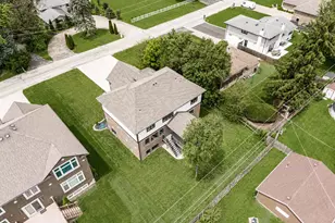 10441 S 83rd Ave, Palos Hills, IL 60465 - Photo 6