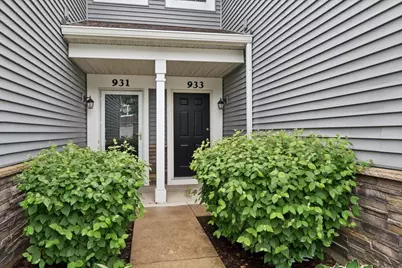 933 Genesee Court, Naperville, IL 60563 - Photo 2