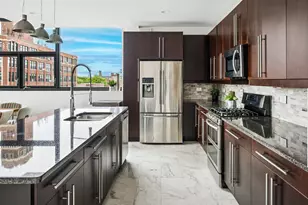 3946 N Ravenswood Ave, Chicago, IL 60613 - Photo 10