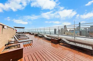 260 E Chestnut St, Chicago, IL 60611 - Photo 16