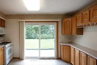 921 S Iowa Avenue, Addison, IL 60101 - Photo 22