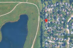 554 Abbeywood Dr, Cary, IL 60013 - Photo 26
