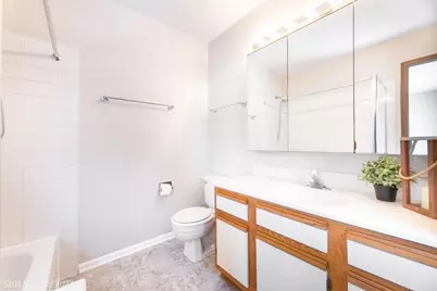 554 Abbeywood Drive, Cary, IL 60013 - Photo 18
