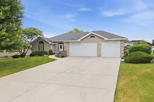 13616 Lost Boy Ln, Homer Glen, IL 60491 - Photo 2