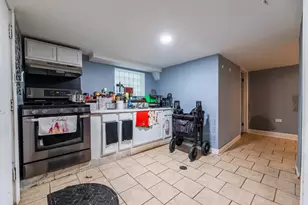 6455 S California Ave, Chicago, IL 60629 - Photo 18