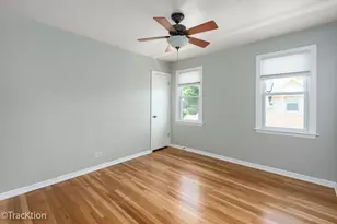 5034 W Argyle St, Chicago, IL 60630 - Photo 6