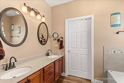 483 Glover Drive, North Aurora, IL 60542 - Photo 20