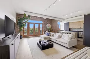 2101 W Rice St, Chicago, IL 60622 - Photo 8