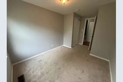 1927 Governors Lane, Hoffman Estates, IL 60169 - Photo 16
