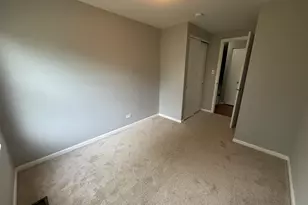 1927 Governors Ln, Hoffman Estates, IL 60169 - Photo 16