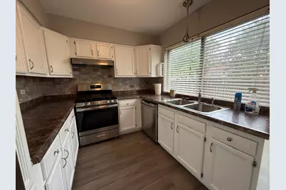 1927 Governors Lane, Hoffman Estates, IL 60169 - Photo 10