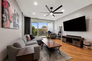 2242 W Chicago Ave, Chicago, IL 60622 - Photo 4