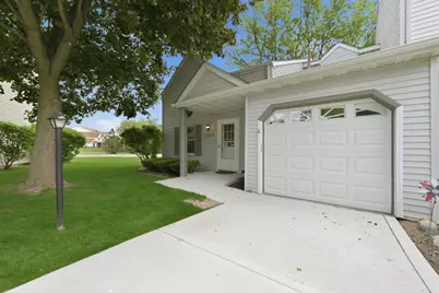 2456 Bridgewater Drive, Woodstock, IL 60098 - Photo 4