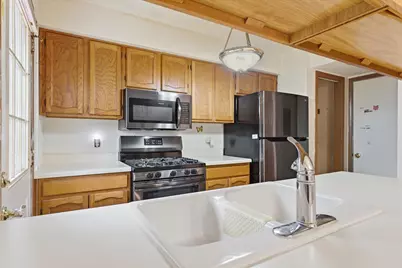 2456 Bridgewater Drive, Woodstock, IL 60098 - Photo 12