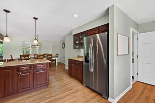 39700 N Dilleys Rd, Wadsworth, IL 60083 - Photo 6