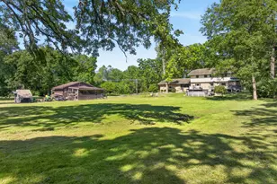 39700 N Dilleys Rd, Wadsworth, IL 60083 - Photo 32