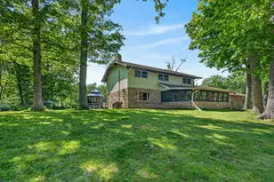39700 N Dilleys Rd, Wadsworth, IL 60083 - Photo 36