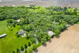 49W693 Hinckley Rd, Big Rock, IL 60511 - Photo 56