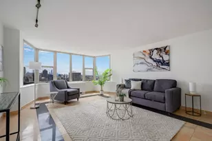 525 W Hawthorne Pl, Chicago, IL 60657 - Photo 6
