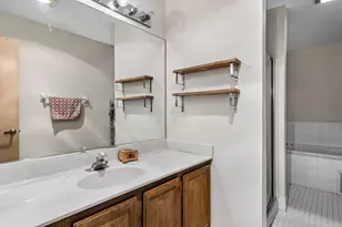 625 N Walden Dr, Palatine, IL 60067 - Photo 16