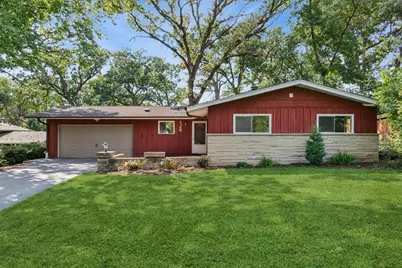 5346 Center Avenue, Lisle, IL 60532 - Photo 1