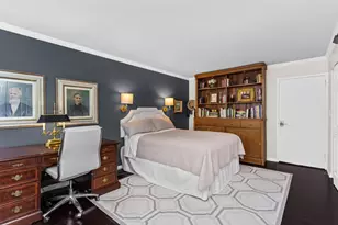 4250 N Marine Dr, Chicago, IL 60613 - Photo 16