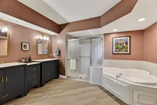 201 N Vail Ave, Arlington Heights, IL 60004 - Photo 16